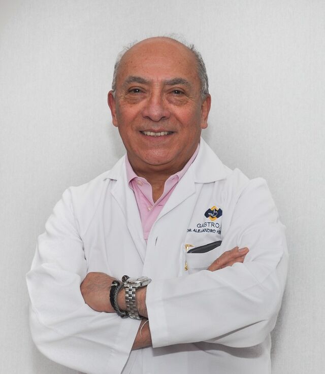 Médico reumatólogo Manuel Mazariegos